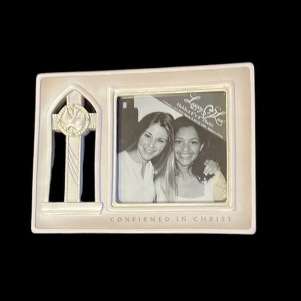 Enesco Confirmed in Christ picture frame Holds a 4